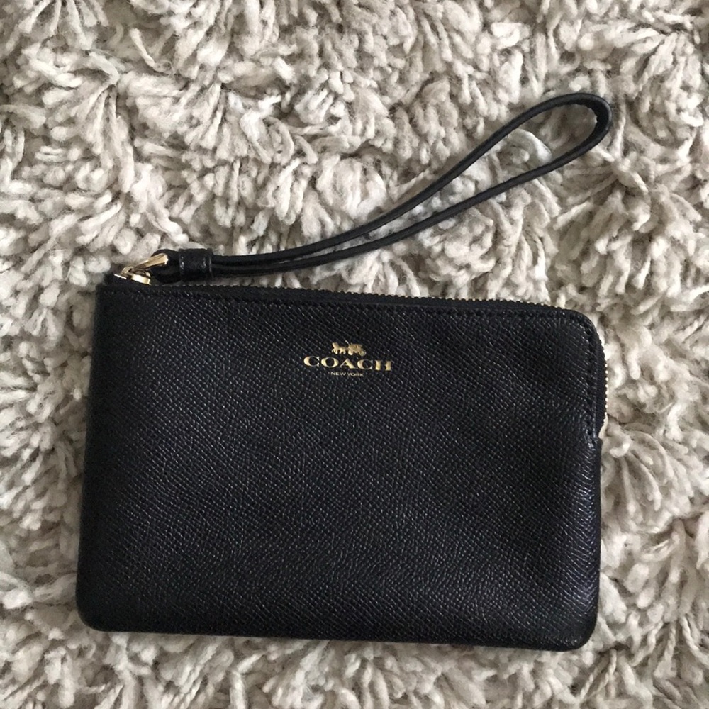 Authentic Black Coach Wristlet. NWOT. never used